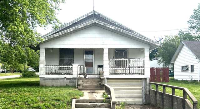 Photo of 402 E 4th St, Salisbury, MO 65281