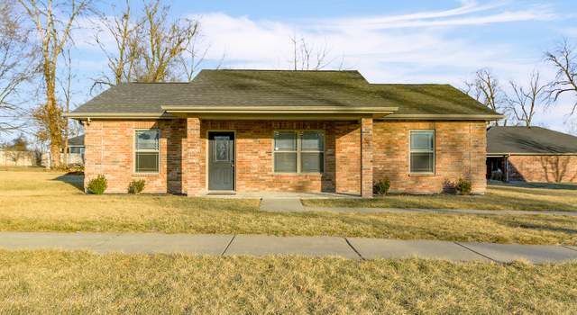 Photo of 404 N Ogden St, Sturgeon, MO 65284