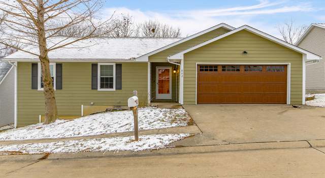 Photo of 802 Timbers Ct, Columbia, MO 65201