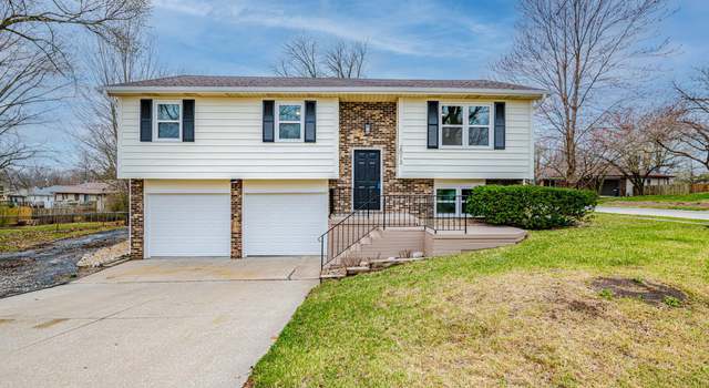 Photo of 2013 Winchester Dr, Columbia, MO 65202