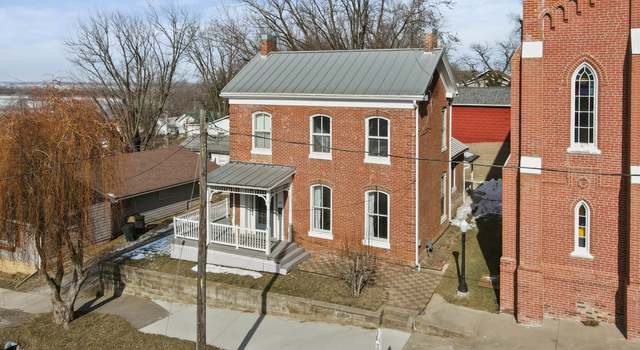 Photo of 305 Commerce St, Glasgow, MO 65254
