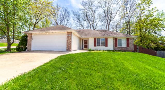 Photo of 802 Norwalk Dr, Columbia, MO 65202