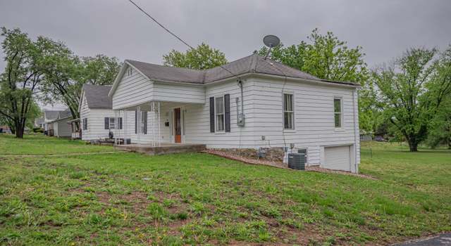 Photo of 333 N Main St, Huntsville, MO 65259