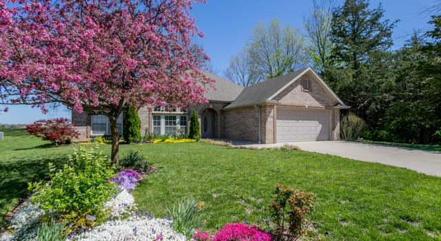 Photo of 5700 Hodgsdon Mill Dr, Columbia, MO 65203