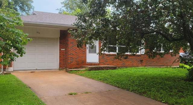 Photo of 104 Pinewood Dr, Columbia, MO 65203