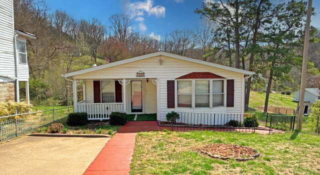 Photo of 206 Church Hill St, Bonnots Mill, MO 65016