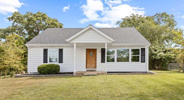 Photo of 5703 Falcon Ln, Jefferson City, MO 65101