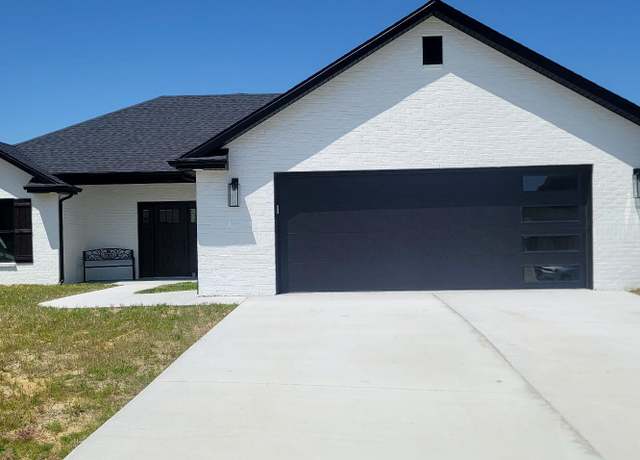 Property at 240 Rosewood Ct, Holts Summit, MO 65043, 3 beds, 2 baths