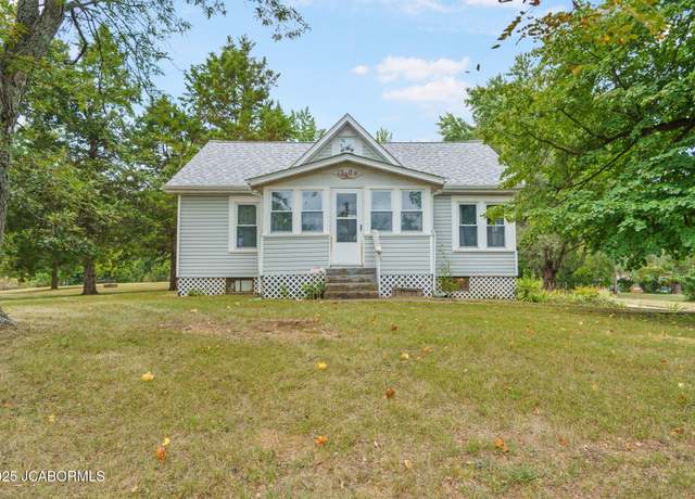 Property at 13408 Route C, Russellville, MO 65074, 3 beds, 1.5 baths