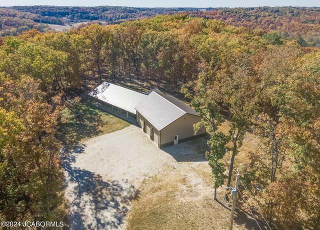 Property at 13932 Deer Run Rd, Jefferson City, MO 65101, 3 beds, 2 baths