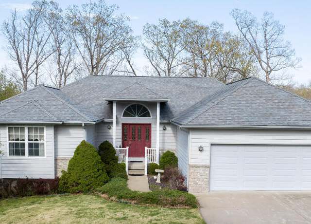 Property at 210 Bogey Ln, Laurie, MO 65037, 4 beds, 3 baths