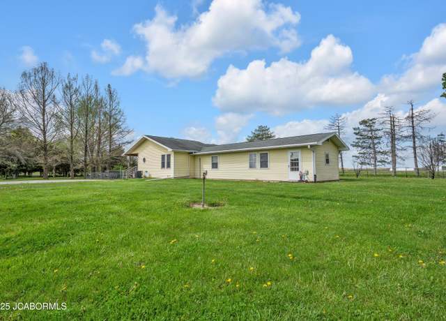 Property at 3750 Hwy KK, Fulton, MO 65251, 3 beds, 2 baths