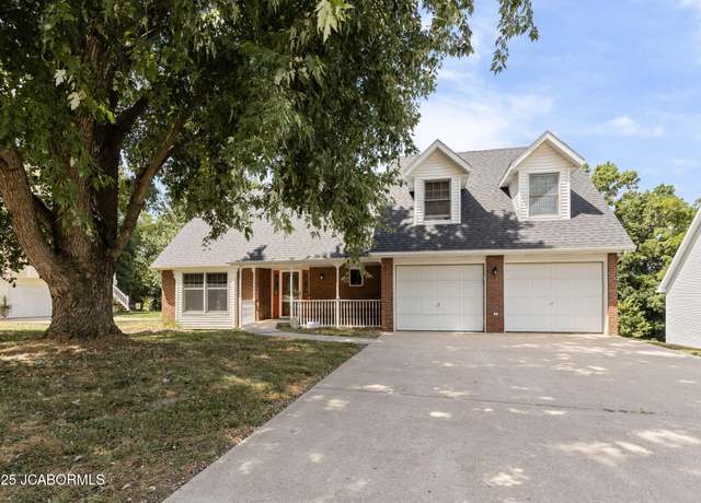 Property at 1435 Briar Village Ct, Jefferson City, MO 65109, 5 beds, 3.5 baths