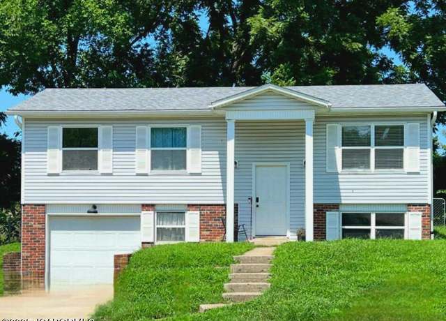 Property at 1628 Westview Dr, Jefferson City, MO 65109, 3 beds, 1.5 baths