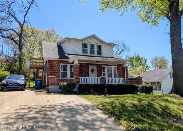 Property at 1005 Washington St, Jefferson City, MO 65101