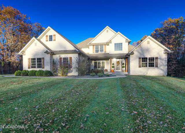 Property at 2199 Rustic Oaks Ln, Holts Summit, MO 65043, 6 beds, 4.5 baths