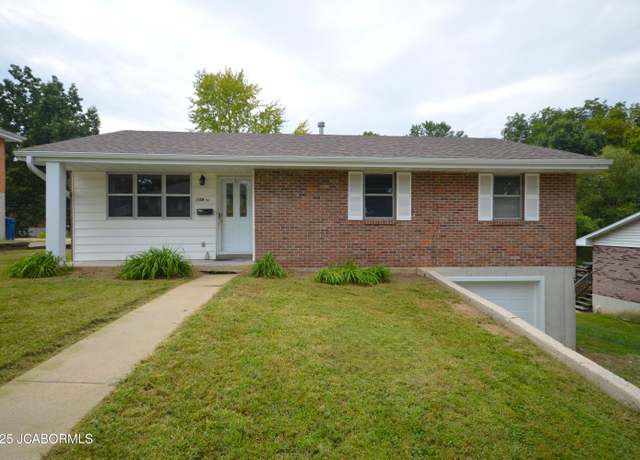 Property at 108 S Taylor St, Jefferson City, MO 65101, 3 beds, 2 baths