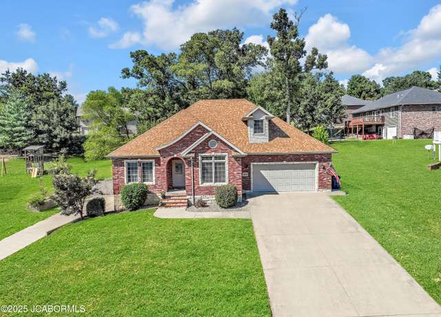 Property at 5408 LA Charette Dr, Jefferson City, MO 65109, 3 beds, 2.5 baths