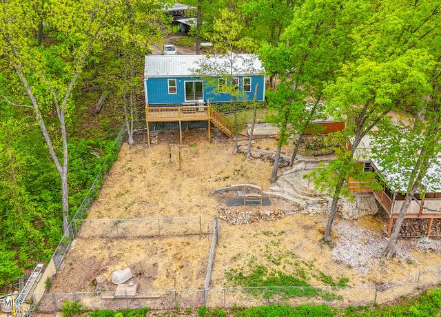 Property at 26792 Boone Rd, Barnett, MO 65011, 3 beds, 1 bath