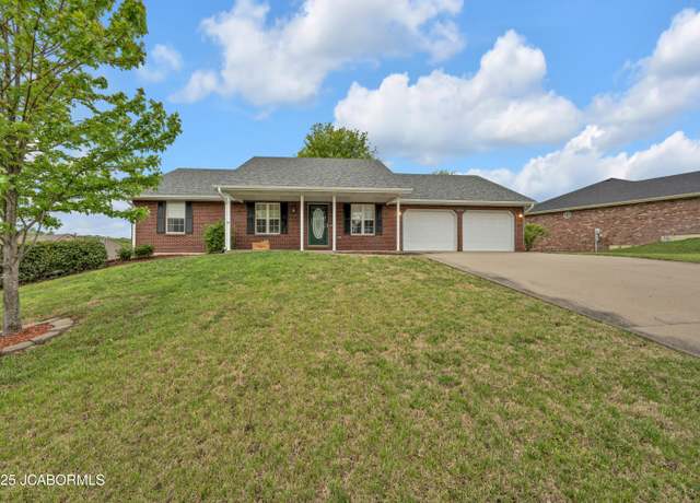 Property at 990 Diamond Rdg, Jefferson City, MO 65109, 4 beds, 3 baths