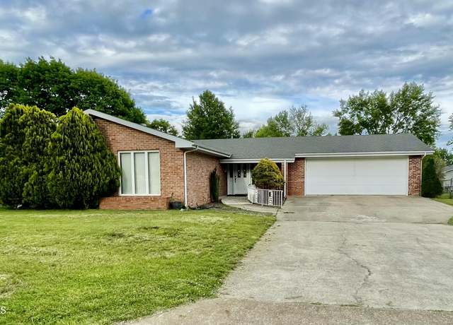 Property at 700 S Bowling St, California, MO 65018, 2 beds, 2 baths