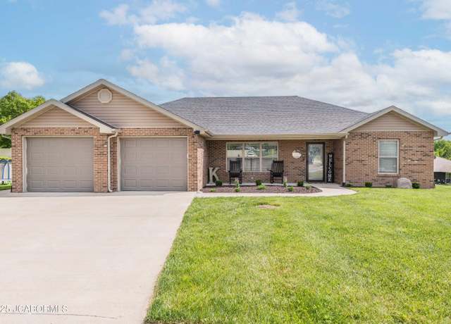 Property at 440 Dover Ct, Holts Summit, MO 65043, 3 beds, 2 baths