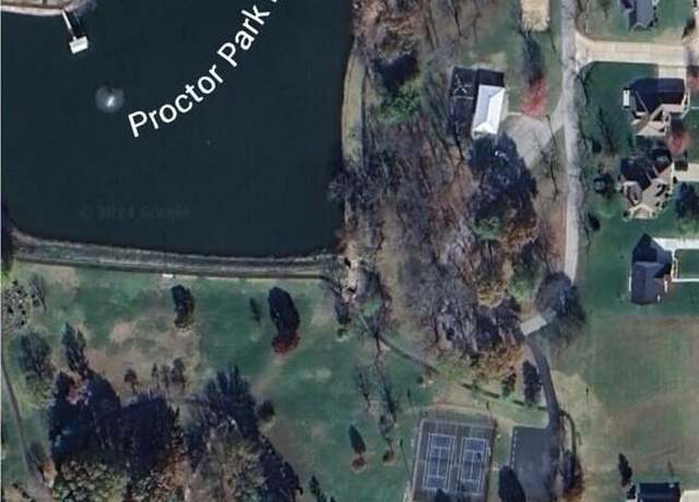 Property at 302 Quail Hollow Dr, California, MO 65018