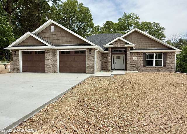 Property at 348 Hazelwood Dr, Jefferson City, MO 65109, 3 beds, 2 baths