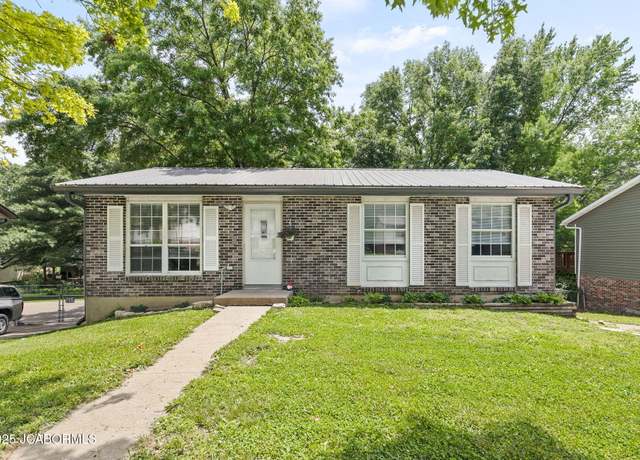 Property at 5011 Shady Ln, Jefferson City, MO 65109, 3 beds, 2 baths