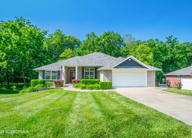 Property at 5005 Lucia Dr, Jefferson City, MO 65109, 5 beds, 3 baths