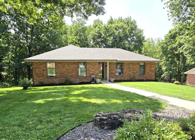 Property at 315 Hutton Ln, Jefferson City, MO 65101, 4 beds, 2.5 baths