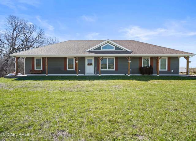 Property at 31594 Skyline Dr, California, MO 65018, 4 beds, 3 baths