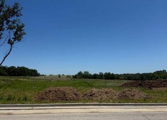 Property at 202 Carel Rd, Jefferson City, MO 65109