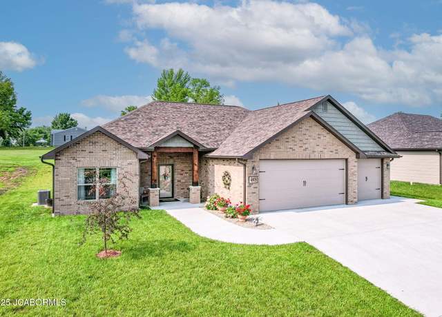 Property at 4805 Carly Dr, Jefferson City, MO 65109, 3 beds, 2 baths