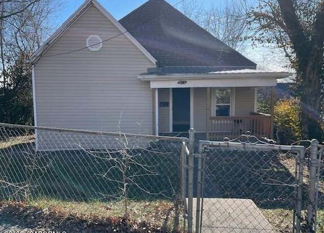 Property at 813 Saint Mary's Blvd, Jefferson City, MO 65109, 3 beds, 1 bath