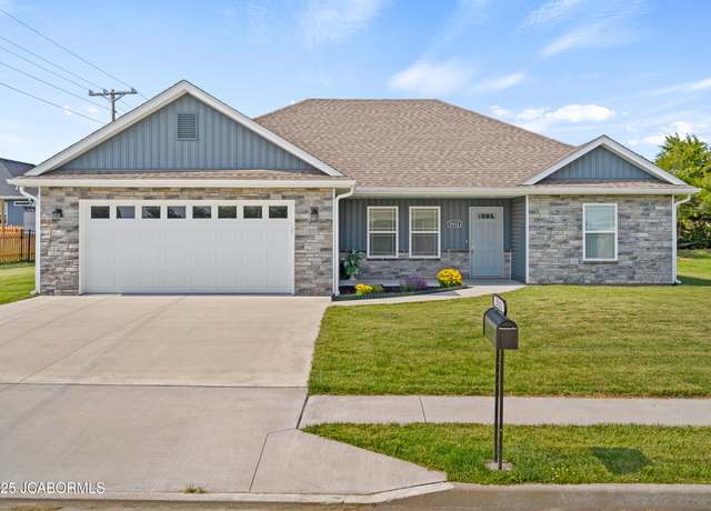 Property at 5111 Democracy Dr, Ashland, MO 65010, 3 beds, 2 baths