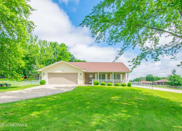 Property at 4702 Leandra Ln, Jefferson City, MO 65109, 3 beds, 2 baths