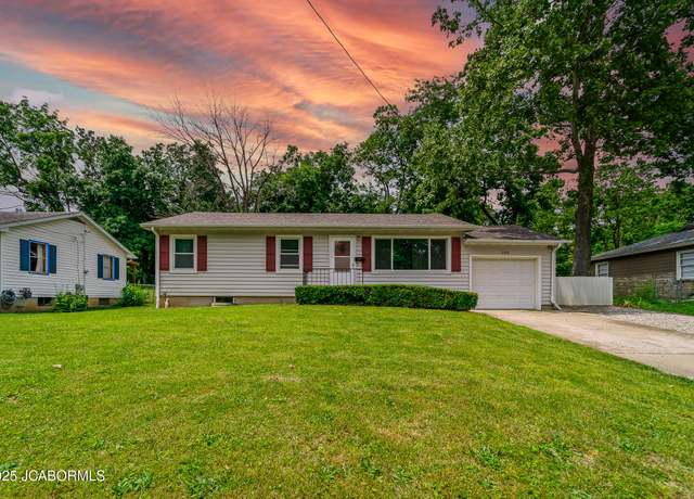 Property at 705 S Ravine St, Fulton, MO 65251, 3 beds, 1 bath