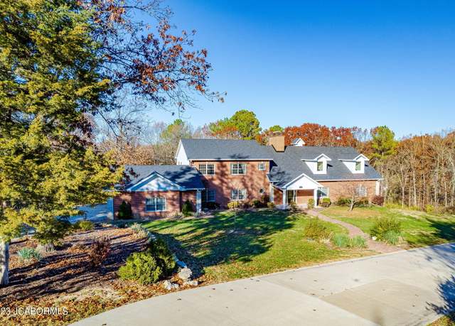 Property at 425 Cedar Creek Ct, Jefferson City, MO 65101, 6 beds, 5 baths