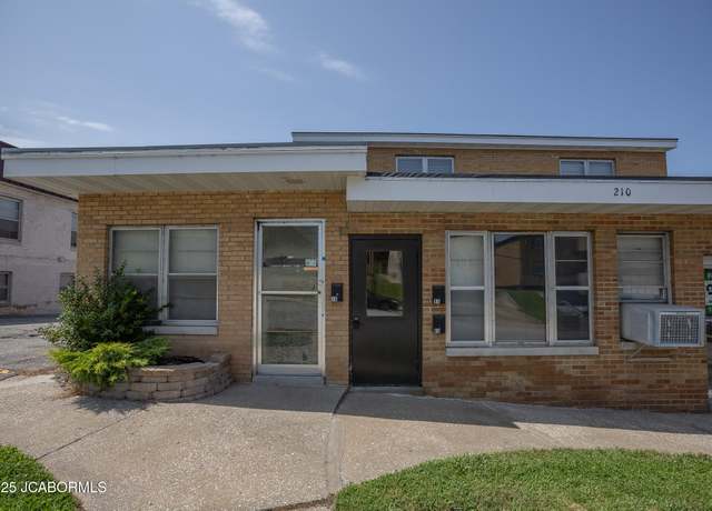 Property at 210 E Dunklin St, Jefferson City, MO 65101