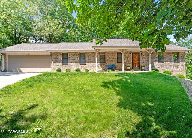 Property at 2604 Kenwood Cir, Jefferson City, MO 65109, 4 beds, 2.5 baths