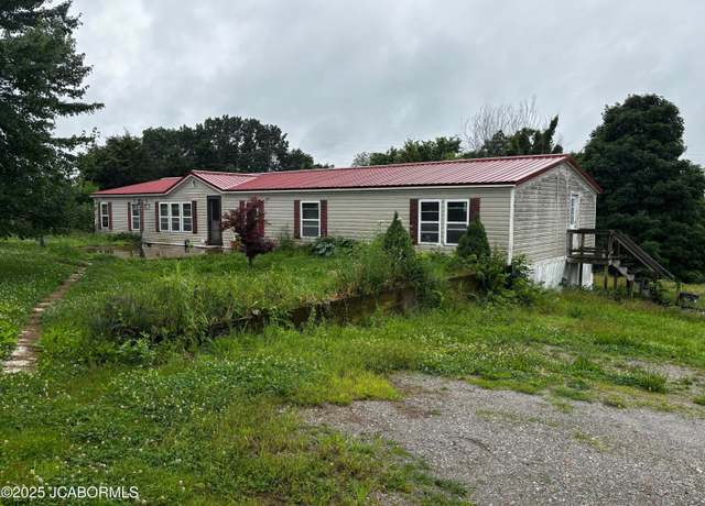 Property at 34056 Highway K, California, MO 65018, 4 beds, 2 baths