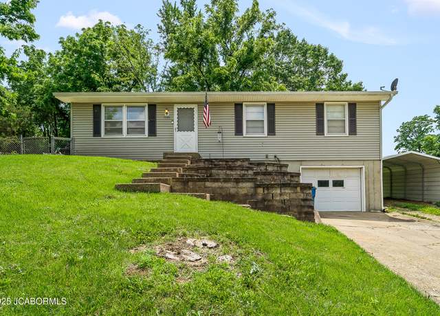 Property at 5284 Veil OF Tears Dr, Jefferson City, MO 65109, 3 beds, 2 baths