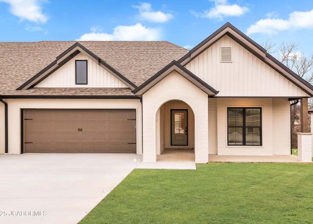 Property at 5608 Birch Creek Ln, Jefferson City, MO 65101, 3 beds, 2 baths