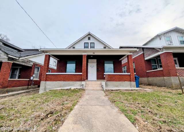 Property at 807 Clark Ave, Jefferson City, MO 65101, 6 beds, 2 baths