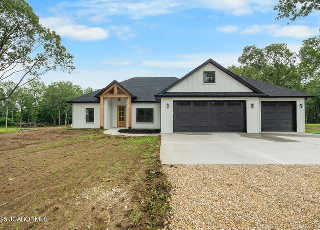 Property at 7058 County Road 409, Fulton, MO 65251, 3 beds, 2 baths