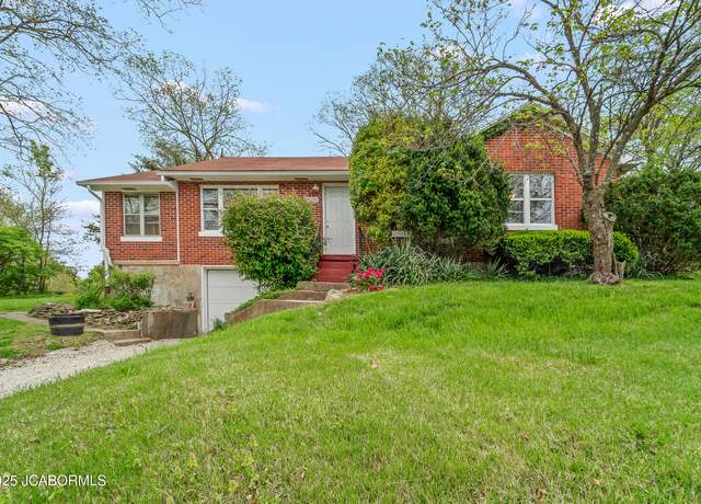 Property at 2205 Bald Hill Rd, Jefferson City, MO 65101, 3 beds, 1 bath