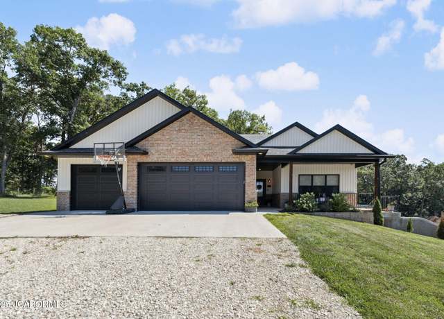 Property at 5902 Junior Ln, Henley, MO 65040, 6 beds, 3 baths