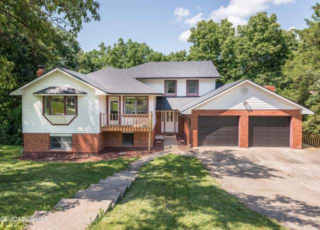 Property at 2722 Kenwood Dr, Jefferson City, MO 65109, 4 beds, 3 baths