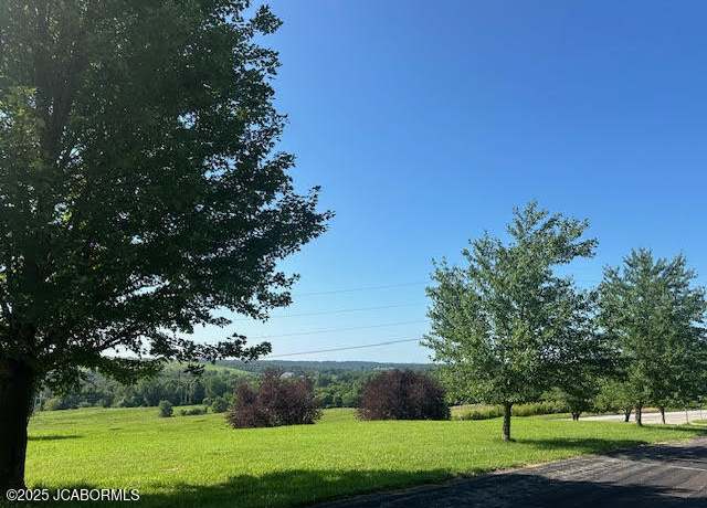 Property at 312 Nishodse Blf, Jefferson City, MO 65101